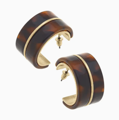 Tortoise Chunky Hoop Earrings in Worn Gold
