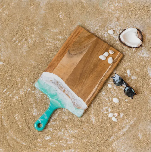 Resin Cutting Board in Caribbean Blue - Medium 8" X 16"